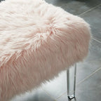 Pouffe Contemporain en Fausse Fourrure avec Pieds en Acrylique Transparent | Rembourré en Mousse, 4 Couleurs, 23"L x 17.5"H