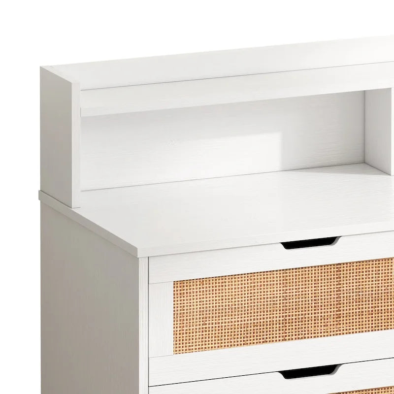 Meuble de rangement en rotin blanc avec lumières LED et prise de courant | 109 cm, Chambre et Salon